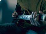 CHORD-gitar-Love-in-the-Dark.jpg