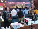 Delapan-kades-ytapkan-sebagai-tersangka.jpg