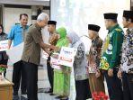 Ganjar-di-acara-Sosialisasi-Pntegelasa-2822023.jpg