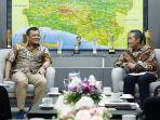 Gubernur-Jawa-Tengah-Ahmad-Luthfi-menemui-Kepala-OJK-Jawa-Tengah.jpg