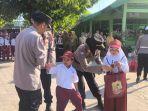 Jajaran-Polres-Blora-saat-sambangi-Sekolah-Dasar-Negeri-SDN.jpg