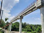 Jembatan-Kaca-Tinjomoyoyang-terletak-di-kawasan-Hutan-Wisata-Tinjomoyo-Kota-Semarang.jpg