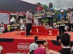 Juara-kategori-nasional-putri-Bank-Jateng-Borobudur-Marathon-2024.jpg
