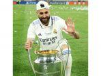 Karim-Benzema-top-skor-Liga-Champions-2021-2022-dan-berhak-atas-trofi-sepatu-emas.jpg