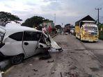 Kecelakaan-maut-di-Subang-Desa-Sukasari-Akibat-Pecah-Ban.jpg