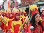 Kemeriahan-tradisi-sedekah-laut-di-Desa-Tasikagung-KecamatanKabupaten-Rembang.jpg