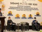 Kepala-BPKH-Anggito-Abimanyu-saat-memaparkan-pengelolaan-dana-haji-yang.jpg