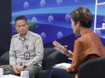 Kepala-Badan-Standarisasi-Instrumen-Pertanian-Prof-Fadjry-Djufry-memb.jpg