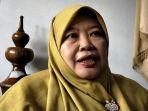 Kepala-Sekolah-SMA-Negeri-1-Blora-Yuni-NiwatiIqbalTribunjateng.jpg