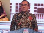 Ketua-KPU-RI-Hasyim-Asyari-membuat-Surat-Perjanjian-khusus.jpg