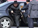 Kim-Jong-Un-kerap-tampak-menggunakan-kendaraan-mewah.jpg