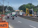 LALIN-TERSENDAT-Arus-lalu-lintas-di-Jalan-Gatot-Subroto.jpg