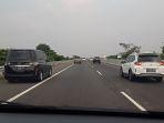 Lalu-lintas-di-Pemalang-Batang-Tol-Road.jpg