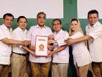 Maruf-Cahyono-dua-dari-kiri-dan-Rachmat-Imanda-rekomendasi-Partai-Gerindra.jpg