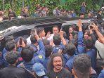 Menteri-Hukum-Supratman-Andi-Agtas-turun-dari-mobil.jpg