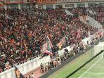 Pagar-Pembatas-JIS-Roboh-Dirut-Jakpro-Tidak-Marah-Antusias-The-Jakmania-Luar-Biasa-Kami-Bangga.jpg