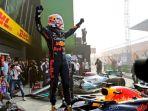 Pebalap-tim-Red-Bull-Max-Verstappen-melakukan-selebrasi-setelah-memenangi.jpg