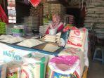 Pedagang-Beras-Pasar-Jepara-1.jpg