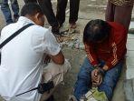 Pelaku-curanmor-saat-ditangkap-warga-di-Jalan-Waringin-Tegal.jpg