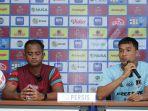 Pemain-Persis-Solo-Rian-Miziar-bersama-Caretaker-Pelatih-Tithan-Wulung-Suryata.jpg