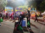 Pemudik-Tiba-di-Pendopo-Kabupaten-Kudus.jpg