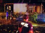 Pengendara-Motor-Tertimpa-Pohon-di-Karanganyar.jpg