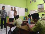 Peninjauan-uji-coba-program-MBG-di-MTSN-1-Kudus.jpg