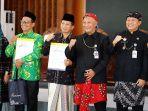 Penyerahan-bantuan-kesejahteraan-untuk-guru-TPQ.jpg