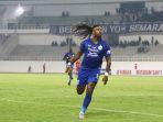 Perayaan-gol-Carlos-Fortes-ke-gawang-Phnom-Penh-Crown-FC-2.jpg
