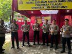 Personel-Polresta-Cilacap-saat-bertugas-mengamankan-perayaan-Natal-2024.jpg