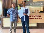 Perwakilan-dari-Gerbang-Watugong-menyerahkan-surat-keberatan.jpg