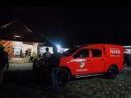 Petugas-Polres-Blora-saat-menggerebek-markas-ormas-Pemuda-Pancasila.jpg