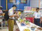 Skrining Awal Lebaran, Tim Kesehatan Sidak Kantin Terminal Tirtonadi Solo