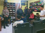 Polisi-amankan-puluhan-remaja-di-Wonosobo-yang-terlibat-perang-sarung-beserta-barang-bukti.jpg