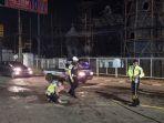 Polisi-melakukan-olah-TKP-kecelakaan-maut-Pajero-VS-Xenia.jpg
