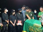 Prosesi-pemakaman-jenazah-almarn-tugas.jpg