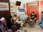 Relawan-Anies-Baswedan-melaporkan-Pj-Bupati-Brebes-Ur.jpg