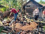 Rumah-dan-kandang-ternak-milik-Paijan-50-warga-Dukuh-Kemamang-Desa-Sarimulyo.jpg