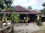 Rumah-di-Desa-Bacem-Kecamatan-Ponggok-Kabupaten-Blitar-dimana-kerangka-manusia-ditemukan.jpg