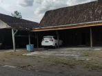 Rumah-sederhana-seorang-artis-yang-ternyata-karirnya-melejit.jpg