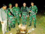 Satgas-Pamtas-RI-Malaysia-Yonarhanud-8MBC-gagalkan-penyelundupan-20-miras.jpg