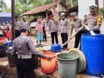 Satlantas-Polresta-Banyumas-saat-melaksabil-wate-Senin-292024.jpg