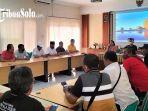 Sejumlah-perangkat-desa-ar-Jumat-1572022.jpg