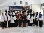 Sekretaris-Daerah-Sekda-Kabupaten-Jepara-Edy-Sujatmiko-berfoto-bersama-peserta-pelatihan.jpg