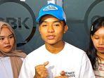 Senangnya-Betrand-Peto-Rayakan-Imlek.jpg