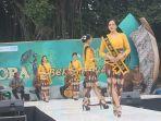 Suasana-Blora-Berkebaya-2024-di-Alun-alun-Blora-Minggu-29122024.jpg
