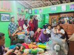 Suasana-Nonton-Bareng-Nobar-di-kediaman-Pratama-Arhan-Alif-Rifai.jpg