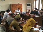 Suasana-audiensi-Kelompok-Nelayan-dengan-Komisi-B-DPRD-Jepara.jpg
