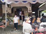 Suasana-rumah-duka-Rudy-Salam-yang-berada-di-Jalan-Yos-Sudarso.jpg