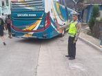 TKP-di-lokasi-yang-melibatkan-bus.jpg